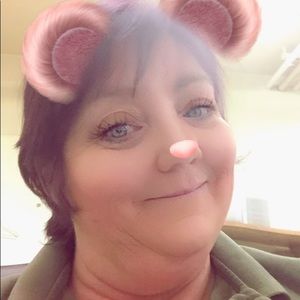 Meet your Posher, Debra